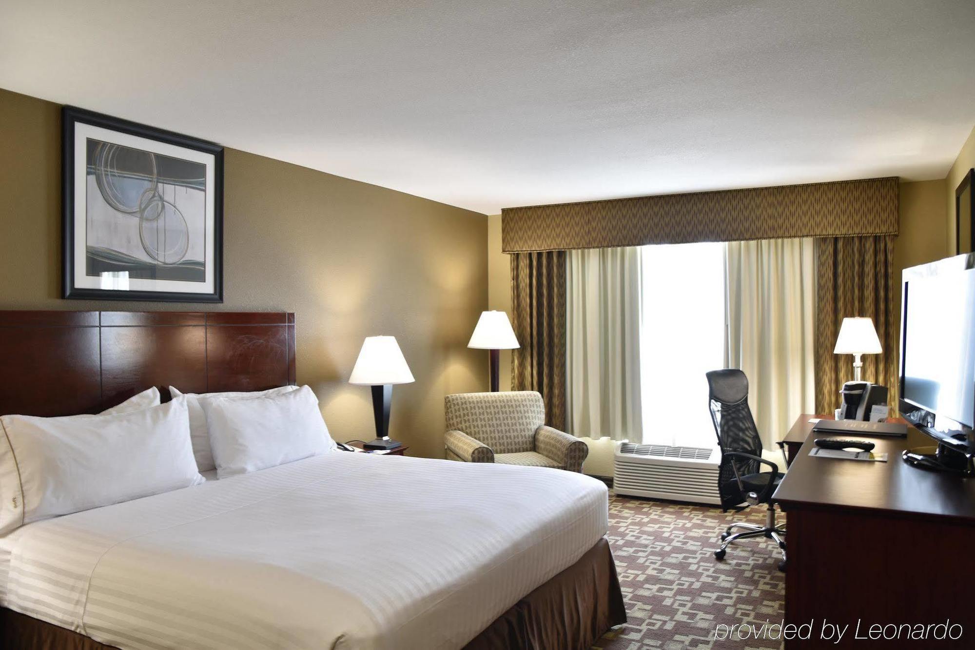 Holiday Inn Express Hotel & Suites St. Charles, An Ihg Hotel Saint Charles Exterior foto
